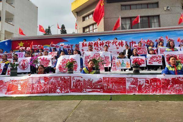 宋轶出演《暗夜行者》，她在这部剧中饰演的是怎样的角色？游戏画面